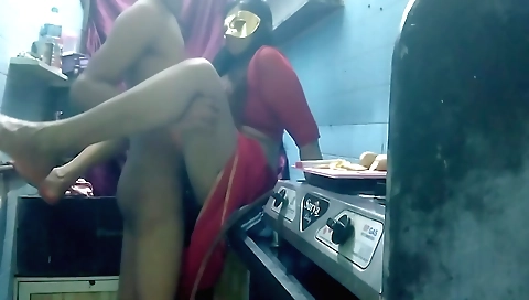 Indian brunette muskaan bhabhi boli in sexy lingerie 0990950