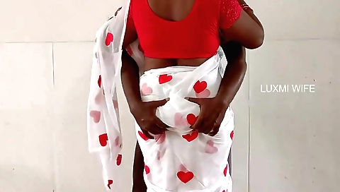 Indian stepsister fucks her husband after sharing her bra