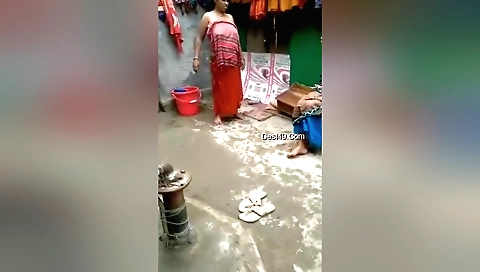 Indian amateur hottie is giving a blow job in the bathroom