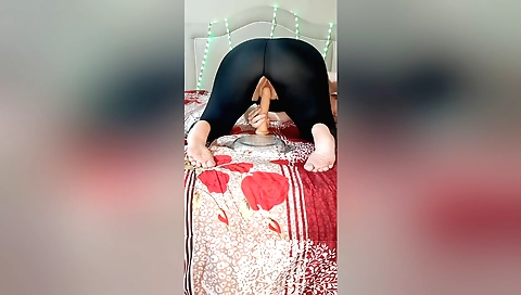 Indian solo amateur video shows a big ass girl riding a toy