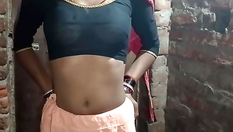 Amateur porn video of a hot and sexy desi girl who likes to be fucked