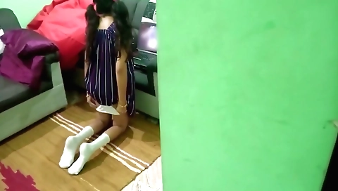 Amateur stepsister gives a blowjob to her stepdaddy