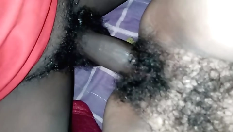 Indian hairy girl with hairy pussy enjoys a hot meal