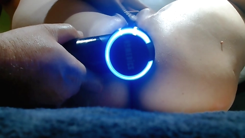 Indian hottie is fucked by a dick in her amateur vid