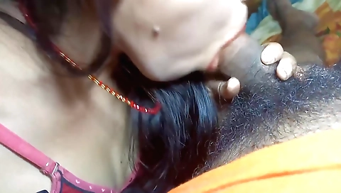 Indian brunette with a shaved pussy gets a good blowjob