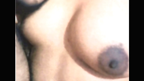 Amateur teen in a sexy outfit showing her beautiful face