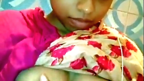 Indian girl with big boobs masturbating on web cam