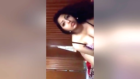 Today Exclusive- Sexy Desi Girl Blowjob And Fucked