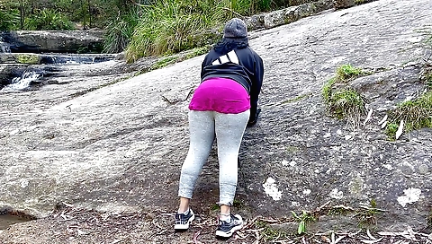 Hot chick riding a dick in the river side outdoor sex
