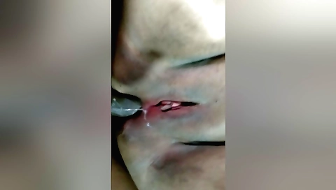 Indian teen with an hairy butt has her ass fucked in the car