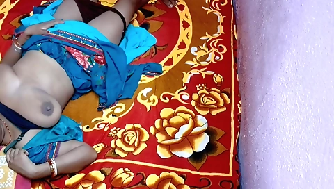 Indian brunette is cumming in a bedroom in homemade video