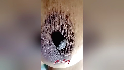 Indian Besi Lokal Bhabhi Big Boobs Show In Night Room