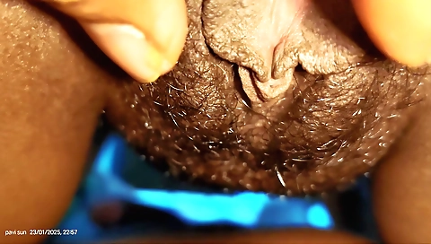 Indian bhp gets fucked after she wiped off and wiped off