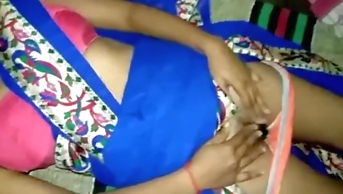 Indian amateur girl naked in swimsuit in webcam video