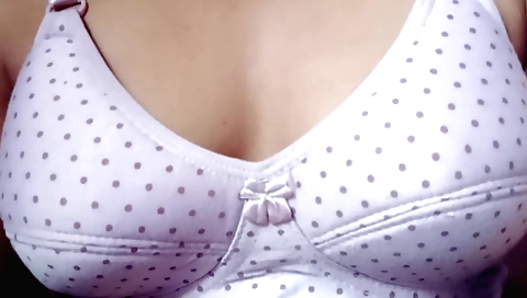 Amateur Indian housewife video in a sexy sex video