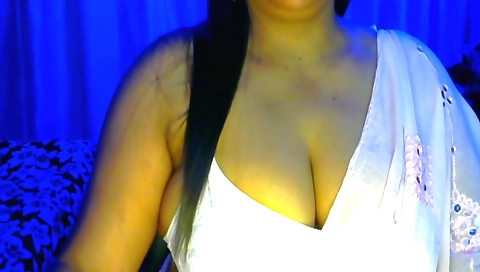 Busty indian girl showing her sexy ass and tits in solo