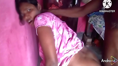 Indian whore is fucked in ass by her stepfamily's lover