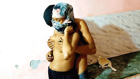 Indian desi anal video with a babe who fucked in her cunt