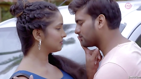 Gorgeous gym teacher does massage for her students