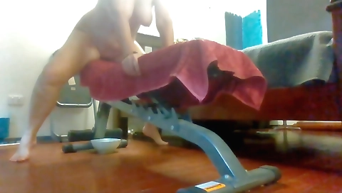 Amateur brunette milf shows off her body on webcam