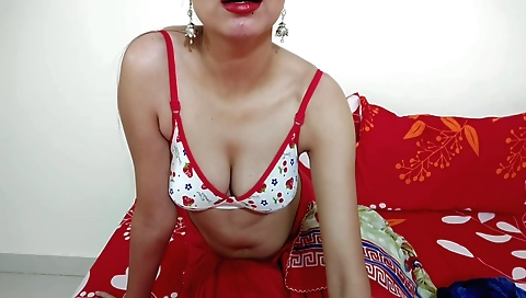 Sexy brunette with a sexy body fucks a handsome boy in the webcam