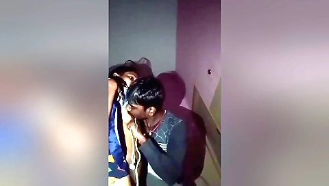 Amateur fuck with a girl showing her curves and curves