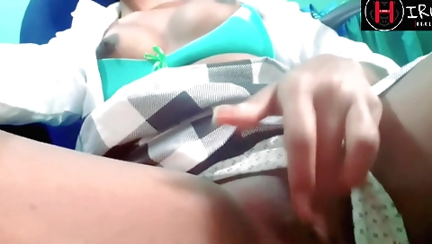 Amateur video of a hot indian woman with a large booty