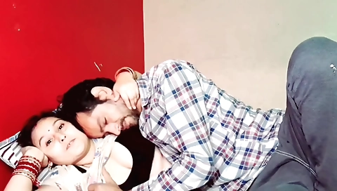 Hot chubby brunette is fucked from behind in this amateur porn video