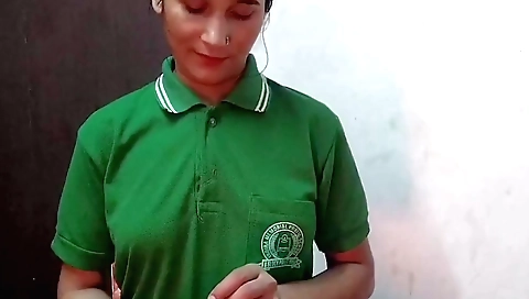 Indian amateur solo female masturbating in her room