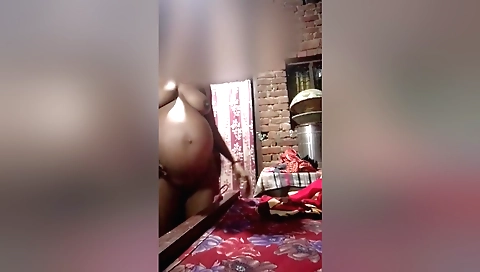 Indian housewife with small tits gets her pussy penetrated