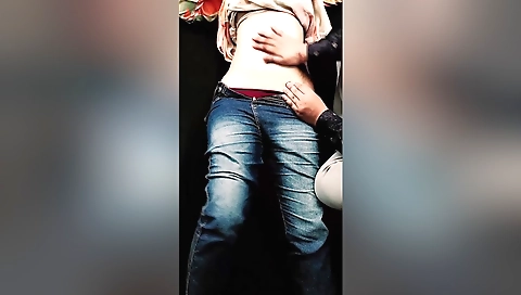 Indian fuck with a girl in the front bed with a canada guy