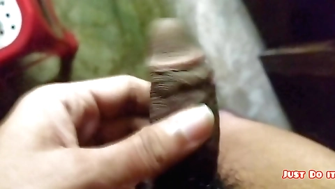 Indian pornstar in amateur pov video showing blowjob