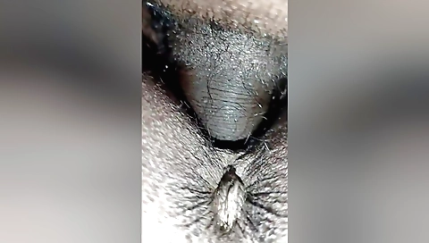 Tamil aundy and her big natural boobs in hd sex video