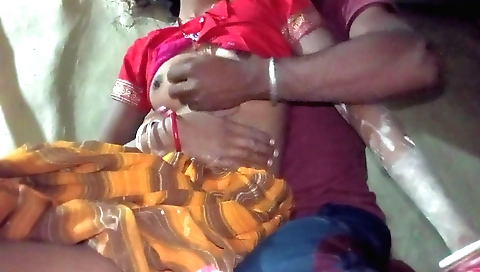 Indian brunette has hairy pussy and big ass on the road