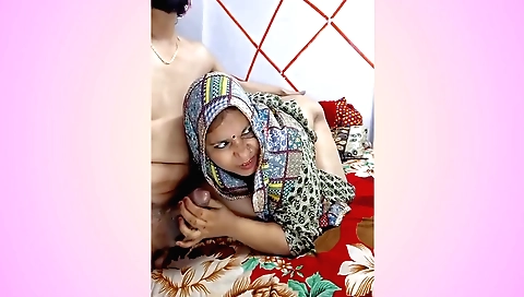 Indian busty granny gets her ass licked and fucked