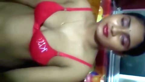 Amateur brunette with a small boob gets caught by a guy