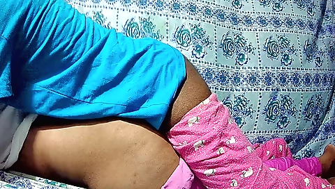 Amateur teen girl with big boobs in bedroom jerks off