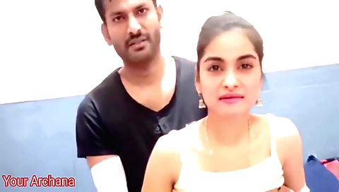 Indian brunette rekha bhabi ne apna ghar bolwale mujh se chudwayi